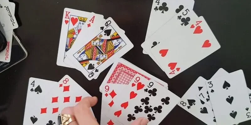 Giới thiệu luật chơi, cách chơi bài tại nhà cái uy tín SIN88